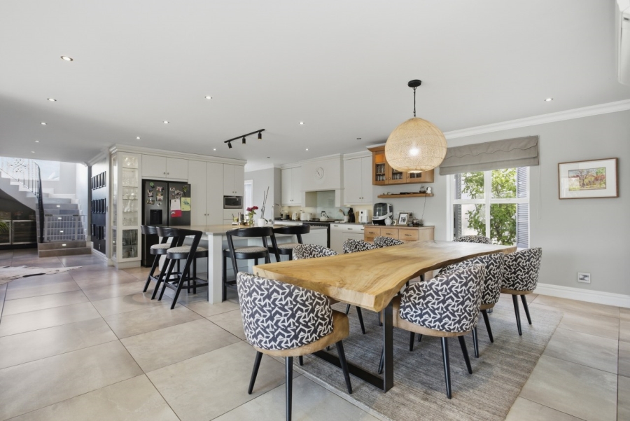 4 Bedroom Property for Sale in Val De Vie Estate Western Cape